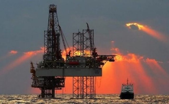 Oil prices rise