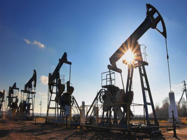 Oil prices rise