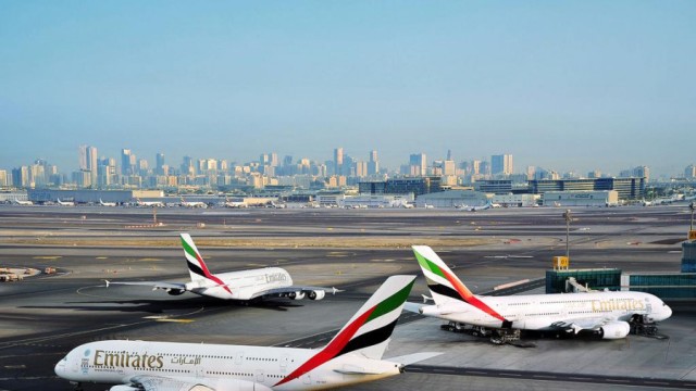 مطارات دبي: تعليق الرحلات الجوية إلى باكستان