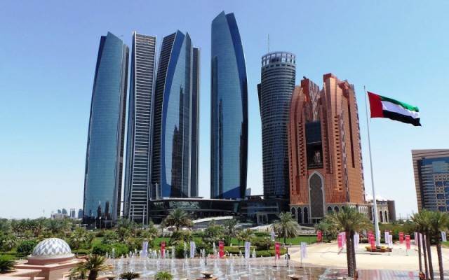 مؤشرات إيجابية على نمو القطاع العقاري بأبوظبي