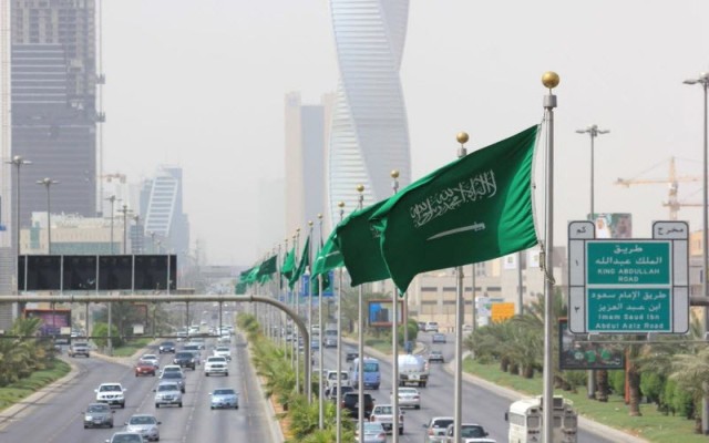 الأحد المُقبل.. السعودية تطبق نظام التجارة الإلكترونية