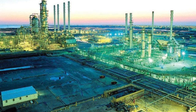 "المصافي السعودية" تقلص خسائر الربع الأول 13%