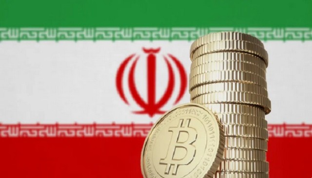  الرئيس الإيراني يدعو إلى إطار قانوني لتداول العملات الرقمية