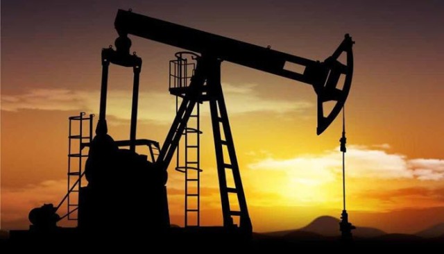 Report: US crude exports in March fell from a record low