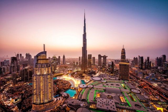 ارتفاع عقارات دبي.. والإيجارات تواصل التراجع
