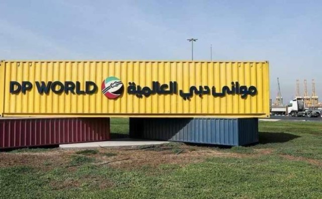 "موانئ دبي" تحدد موعد إنهاء توسعة ميناء السخنة بمصر