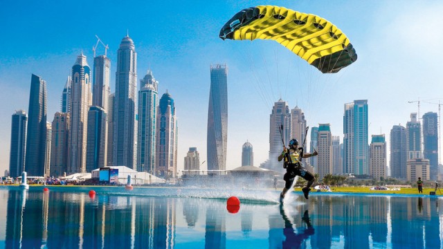 زائرو الإمارات ينفقون 202 مليار درهم خلال 2028