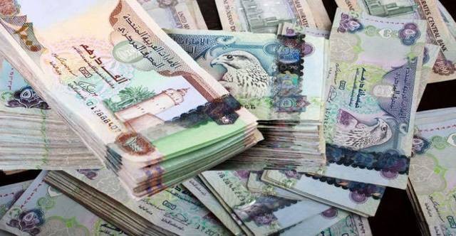 السيولة النقدية الإماراتية تصل لأعلى مستوياتها
