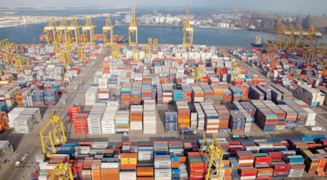 517 مليار دولار تجارة الإمارات غير النفطية في 2021