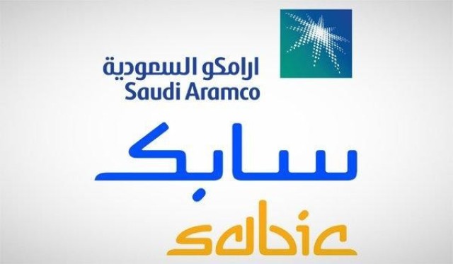 "أرامكو" تنفذ صفقة شراء 70% من "سابك"