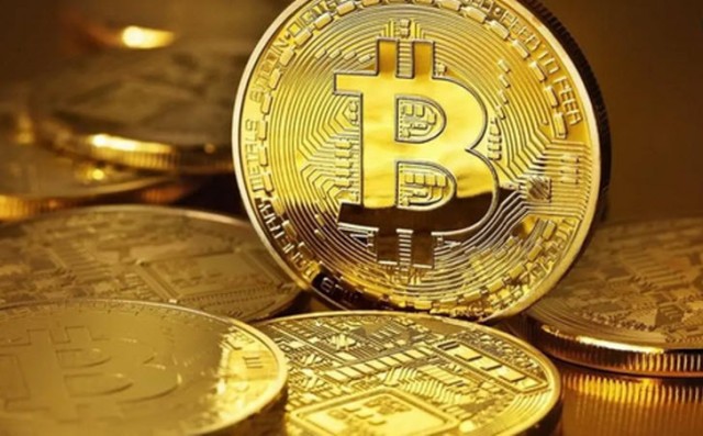 "بيتكوين" تتجه لأسوأ أسبوع منذ مارس الماضي