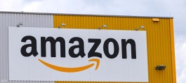 Amazon stock rebounds after a sharp sell-off and $450 billion in losses
