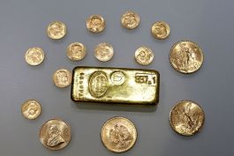 تراجع جاذبية الذهب كملاذ آمن بسبب صفقة تجارية أمريكية وأخبار الذكاء الاصطناعي