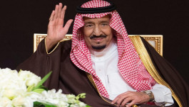 خادم الحرمين يوجه بصرف 1.9 مليار ريال لمستفيدي الضمان الاجتماعي
