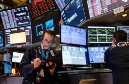 US stock futures steady ahead of short trading week