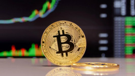 "بيتكوين" تستعيد مكاسبها وتصل إلى 40 ألف دولار