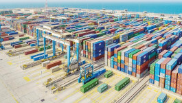 تجارة أبوظبي غير النفطية ترتفع 5.6% في الربع الأول