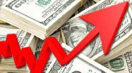 الدولار يرتفع لأعلى مستوى في 4 أشهر