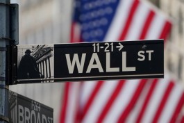 5 tips from Wall Street banks: Buy Nvidia's dip... Apple is in danger
