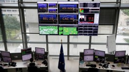 European stock markets declined at the start of the week amid continued tensions over the Iran war.