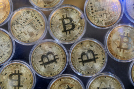 Bitcoin is consolidating near an important level... and the upward path may not stop here