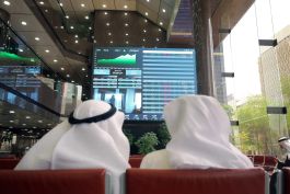  الأسواق العربية والخليجية في المنطقة الخضراء بمستهل جلسات اليوم