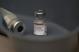 Pfizer تخفض توقعات أرباحها مع تراجع مبيعات اللقاحات