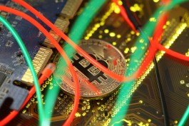 Bitcoin falls below $71,000 as traders reduce bets on interest rate cuts