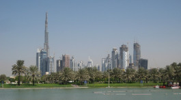ارتفاع النشاط التجاري للشركات الإماراتية بأسرع معدل في عامين