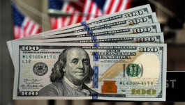 تراجع الدولار إلى أدنى مستوى في 9 أيام