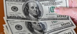 The dollar recovers as Middle East tensions temporarily ease.