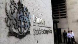 مؤشر فوتسي 100 اليوم: استقرار قبل محادثات أمريكية-صينية في لندن؛ رئيس WPP يتقاعد